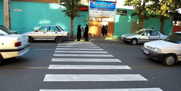 طرح توقف خودرو ها در پشت خط عابر پیاده در حال اجراست