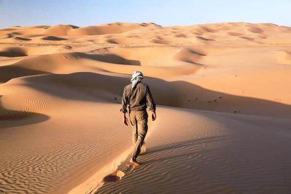 کویر افراد تنها را می بلعد؟ چرا باید گروهی و با راهنما به کویر افراد تنها را می بلعد؟ چرا باید گروهی و با راهنما به سفر کویر برویم