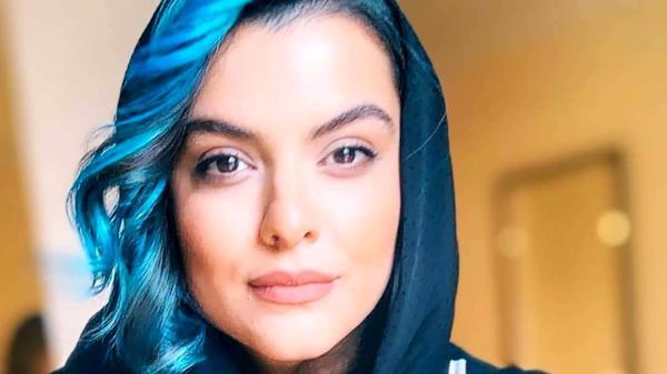 عکس حسرت برانگیز از دنیا مدنی و سگش ! عکس حسرت برانگیز از جهان مدنی و سگش !
