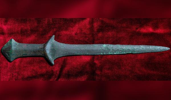کهن ترین شمشیرهای دنیا چقدر قدمت دارند؟