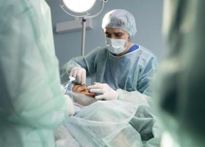 کدام پزشکان می توانند جراحی پلاستیک انجام دهند؟